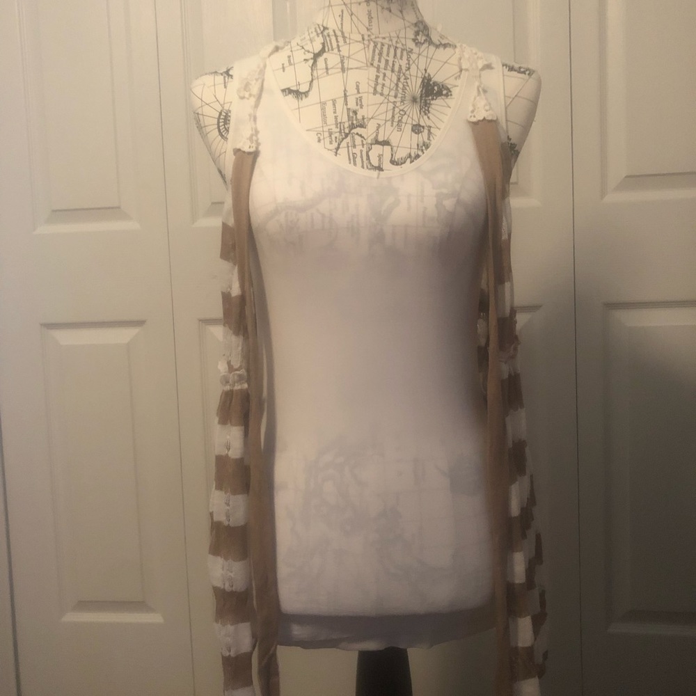 Day trip sweater vest